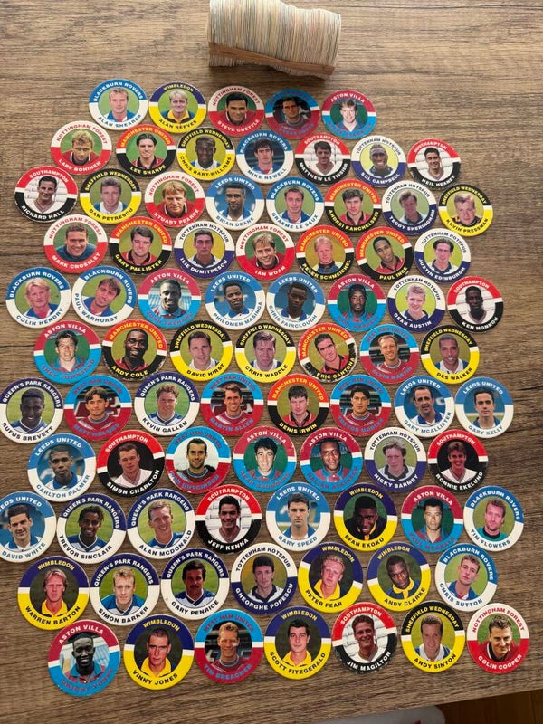 LARGE COLLECTION OF MERLIN PREMIER LEAGUE 95 MAGICAPS