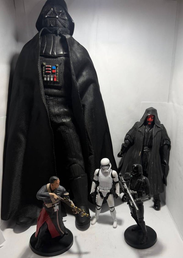 Collection of star wars figures