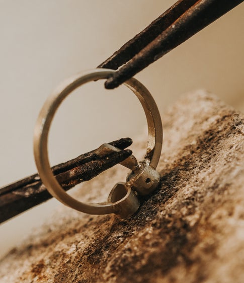 Armband goud met as