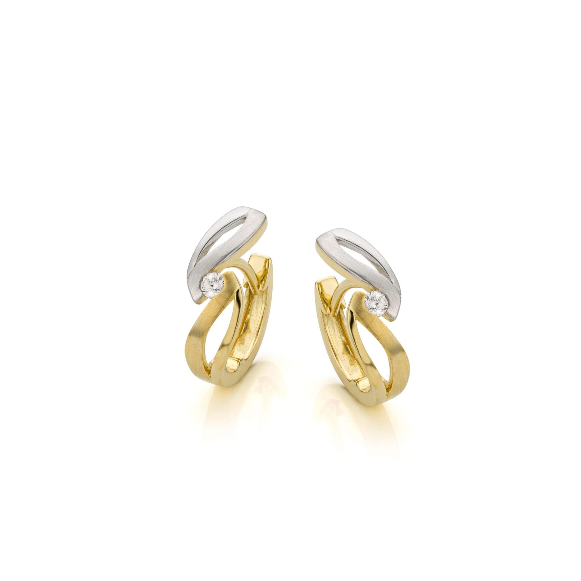 Gouden interlocked oorringen in bicolor met zirconia