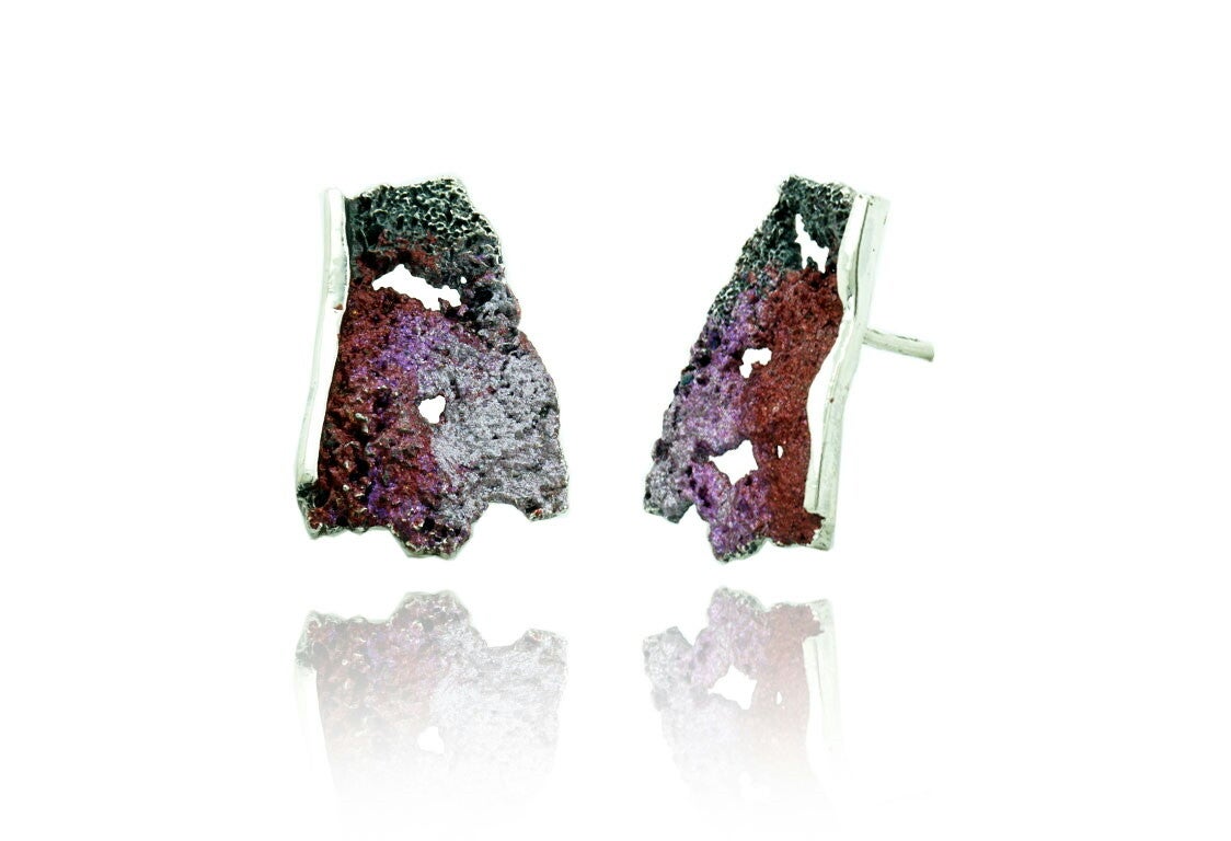 Medium red intenzza oorknoppen