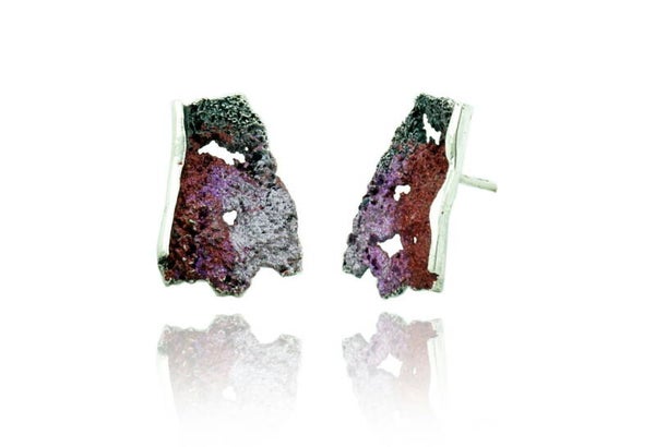 Medium red intenzza oorknoppen