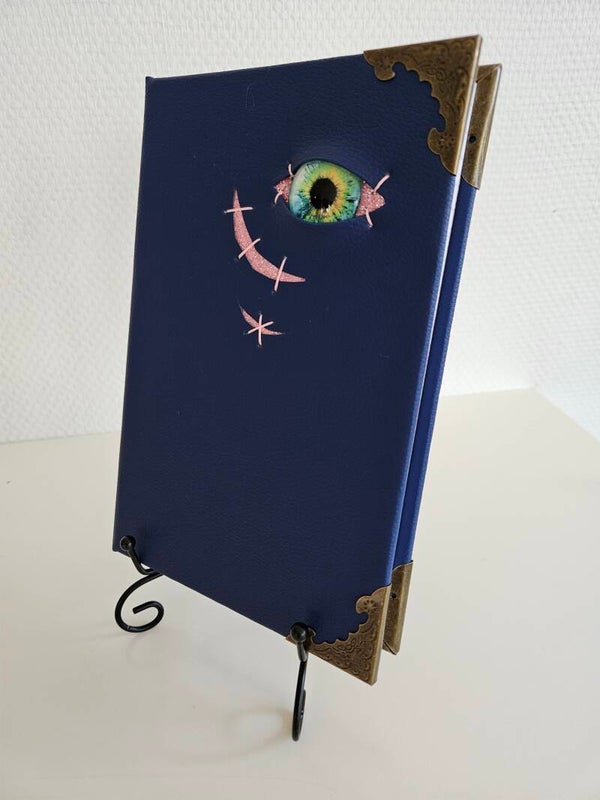 A5 Mörk Blå Randigt papper