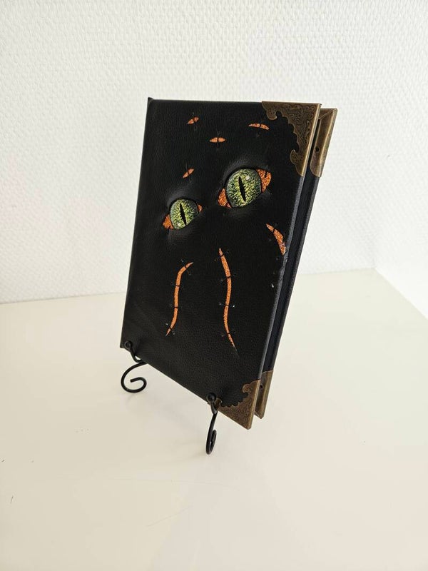 A5 Svart Randigt Papper