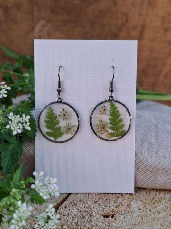 Boucles d’oreilles fleurs Daucus carota & fougère
