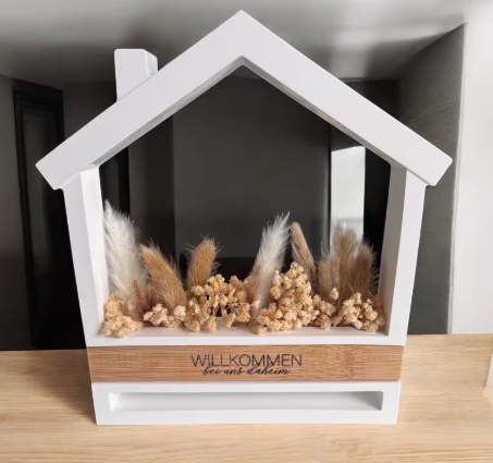 Willkommen bei uns daheim | Handmade Gipshaus mit Schriftzug | Boho Eingangsdeko, Geschenk, Einzug, Familie