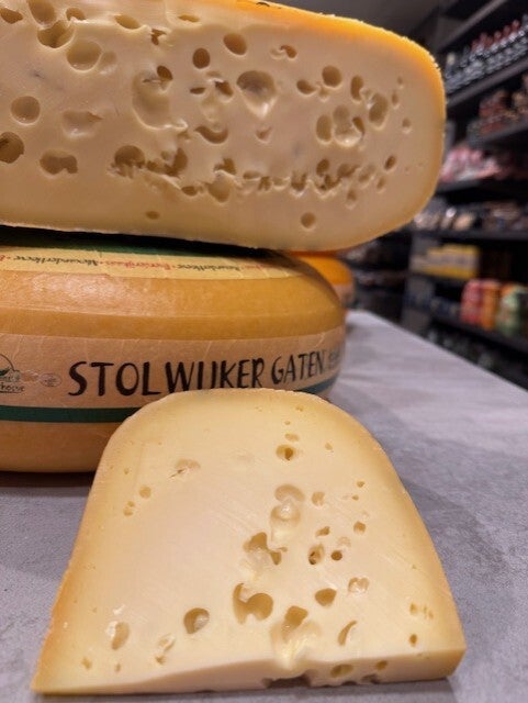 Boerderijkaas Stolwijker gatenkaas
