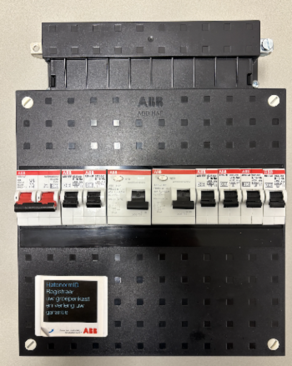 ABB groepenkast 1F met 6 groepen