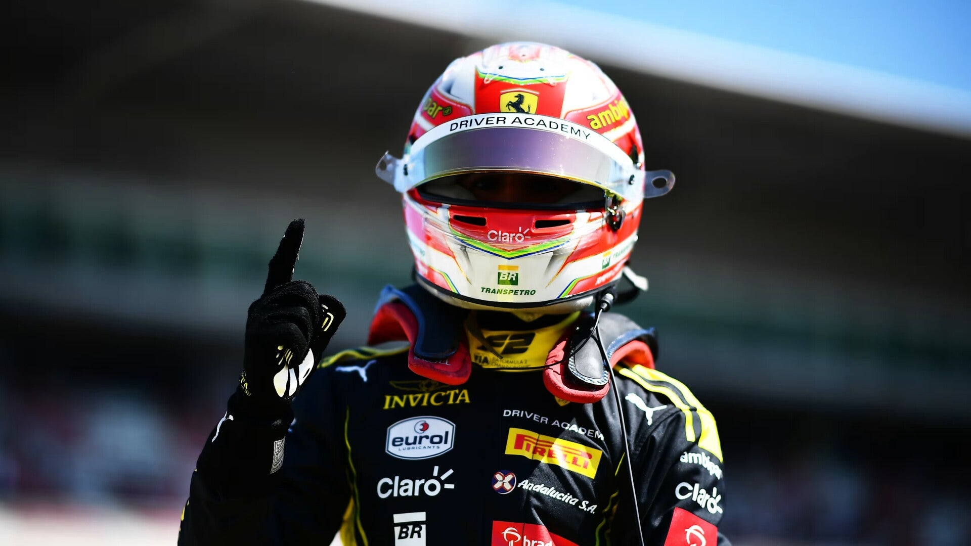 Rafael Câmara celebrando. Foto: F1
