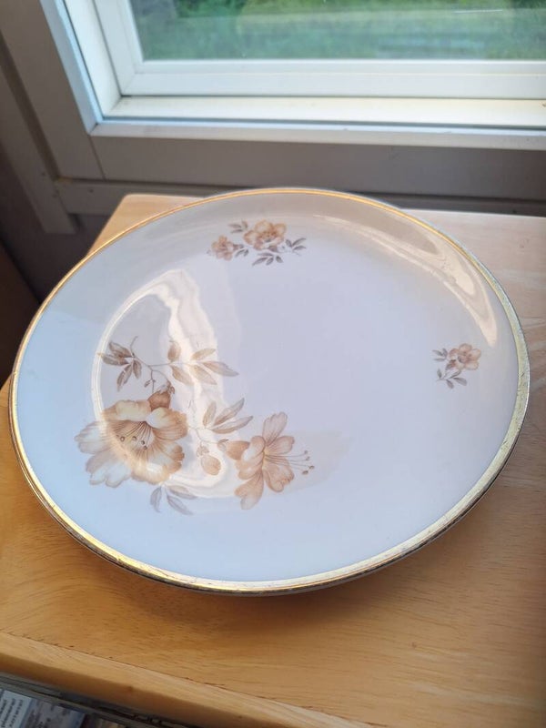 Myrna, Arabia tarjoilulautanen 24,5cm, piippuleimalla
