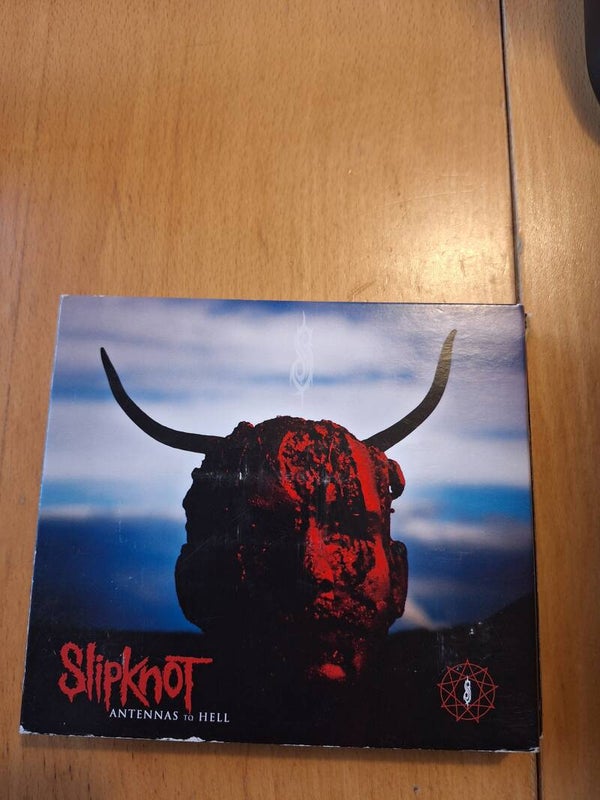 Slipknot - ANTENNAS to HELL. 2012. 2xCD/DVD