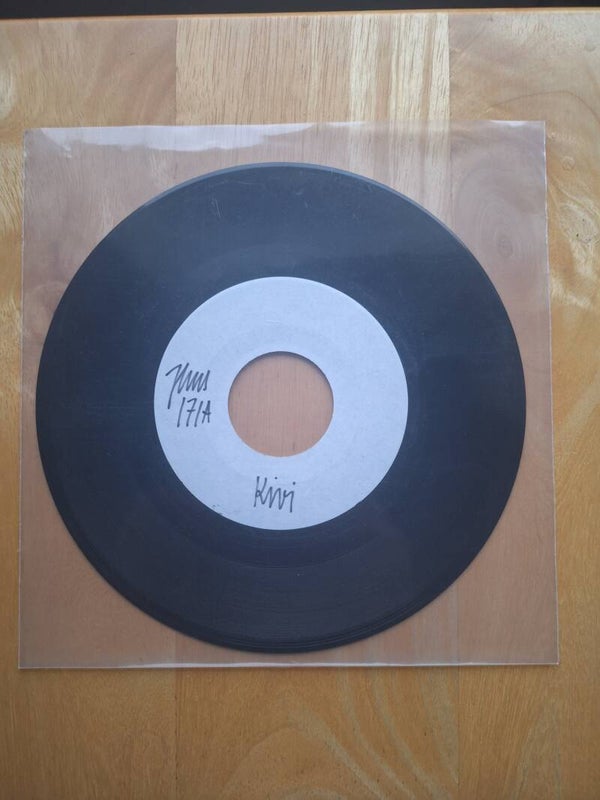 (Kai) Kivi ja eksyneet äänet.  Koepainos/test pressing. JHN (VG+) Harvinaisuus!