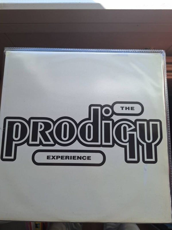 The Prodigy - Experience. 1992. 2xvinyyli. (VG+) XLLP 110.