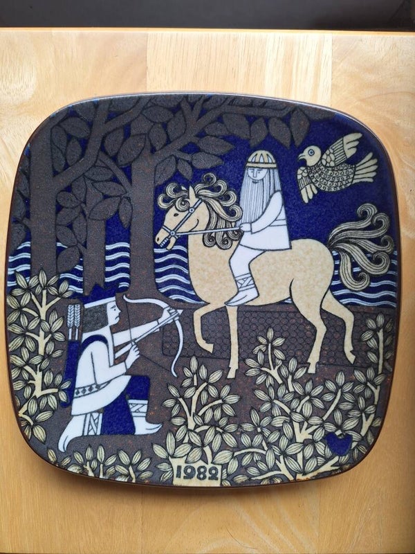 Arabia kalevala vuosilautanen 1982.