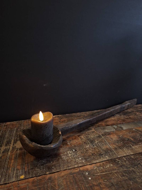 Oude houten lepel