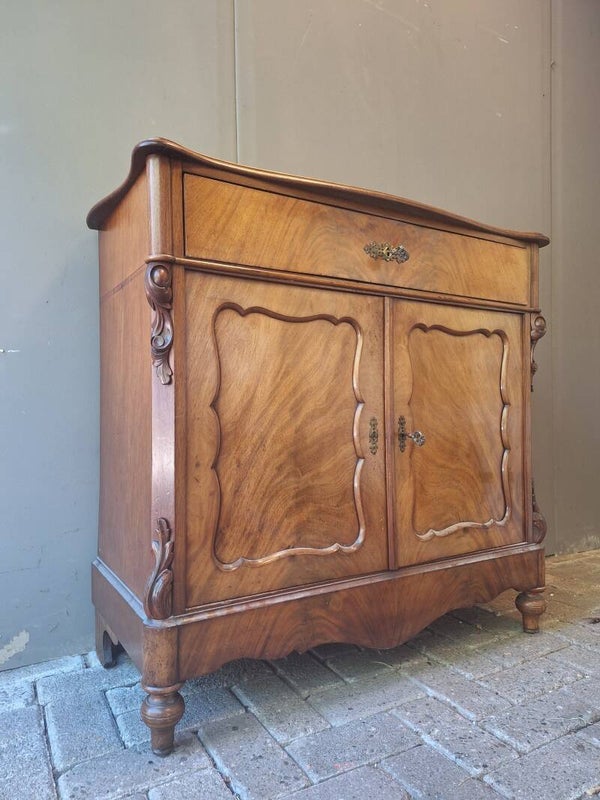 Mahonie biedermeier penantkastje