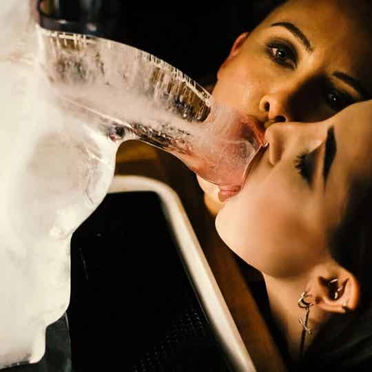 MOLDE DE HIELO PENE GRANDE