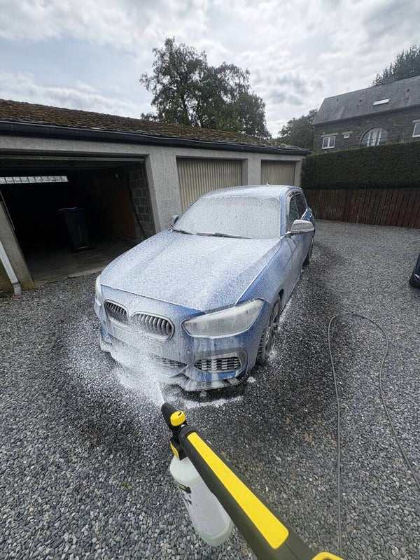 Nettoyage et aide à la vente