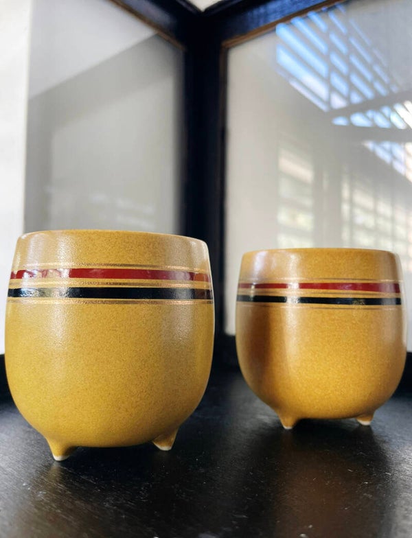 Vintage setje van 2 mooi geglazuurde Aziatische kopjes