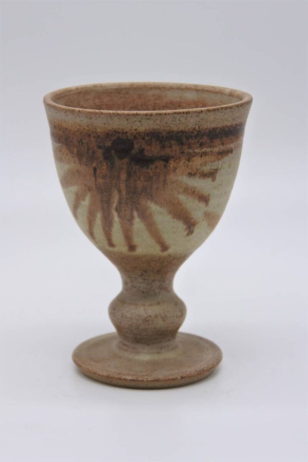 Vintage handbeschilderd potje op voetje van Canterbury Pottery