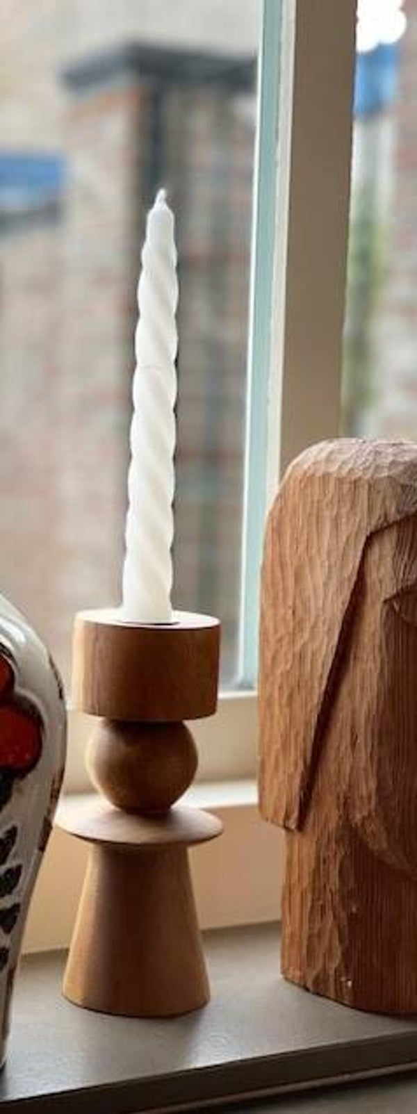 Houten kandelaar geometrische vormen