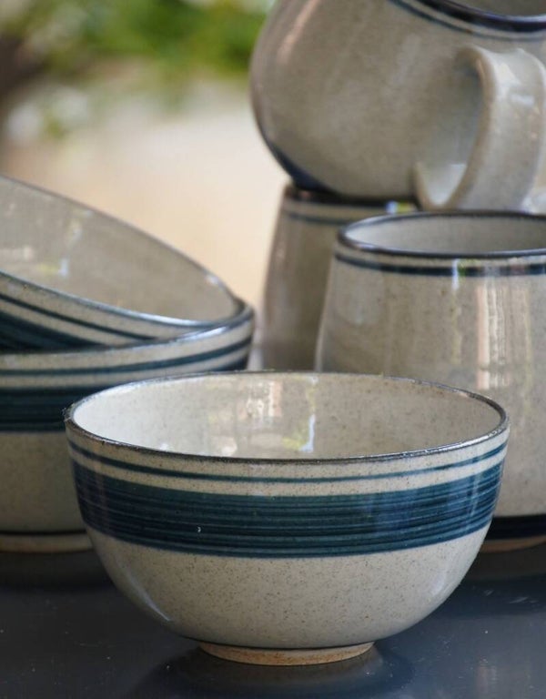 Vintage set van 3 schaaltjes in Scandinavische stijl grijs met toffe blauwe details