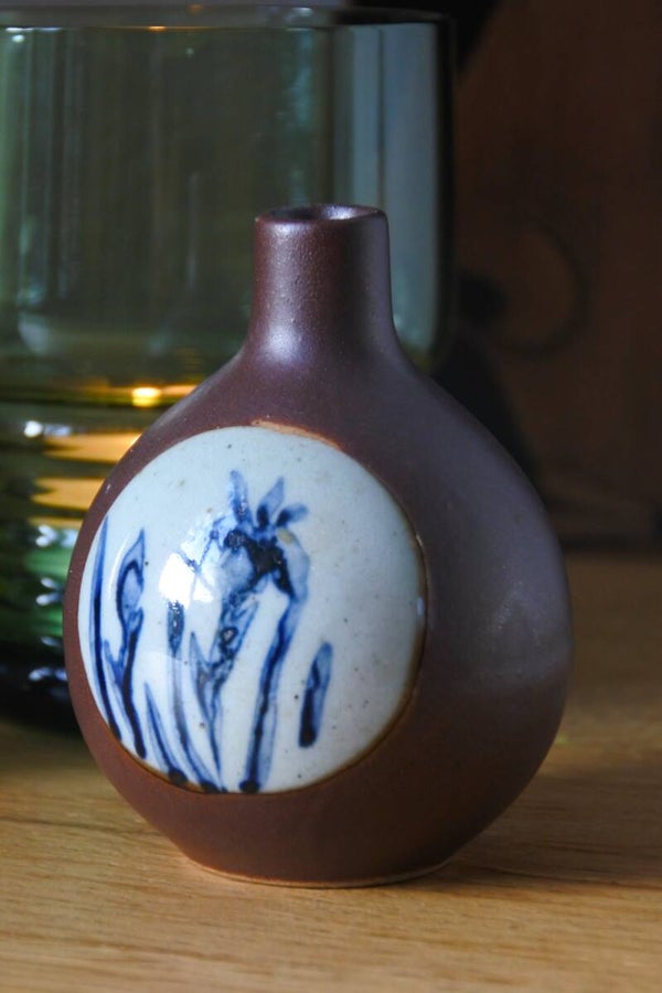 Vintage Yakimono vaasje met prachtige tekening in blauw
