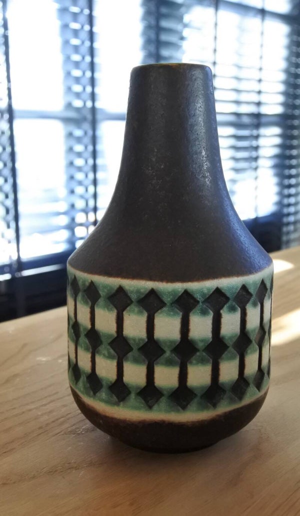 Vintage Jasba vaas bruin met zegel (10080)