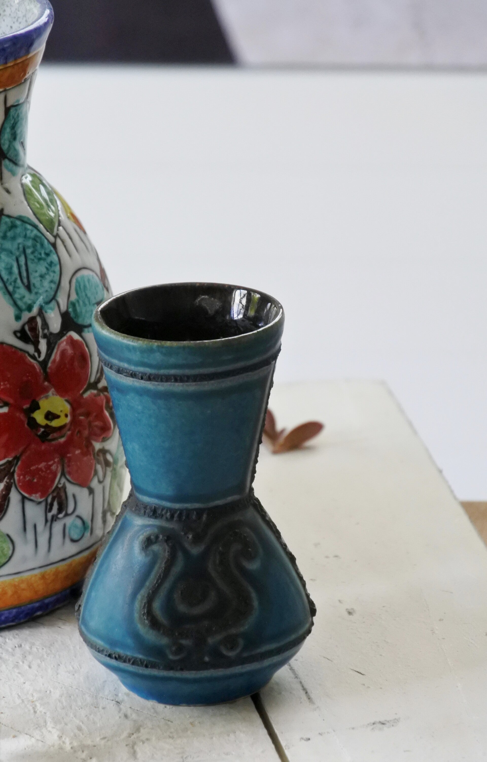 Vintage West Germany vaasje in prachtig blauw