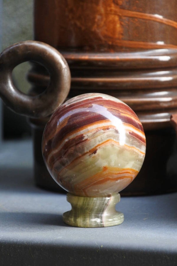 Vintage decoratieve bol van prachtig marmer