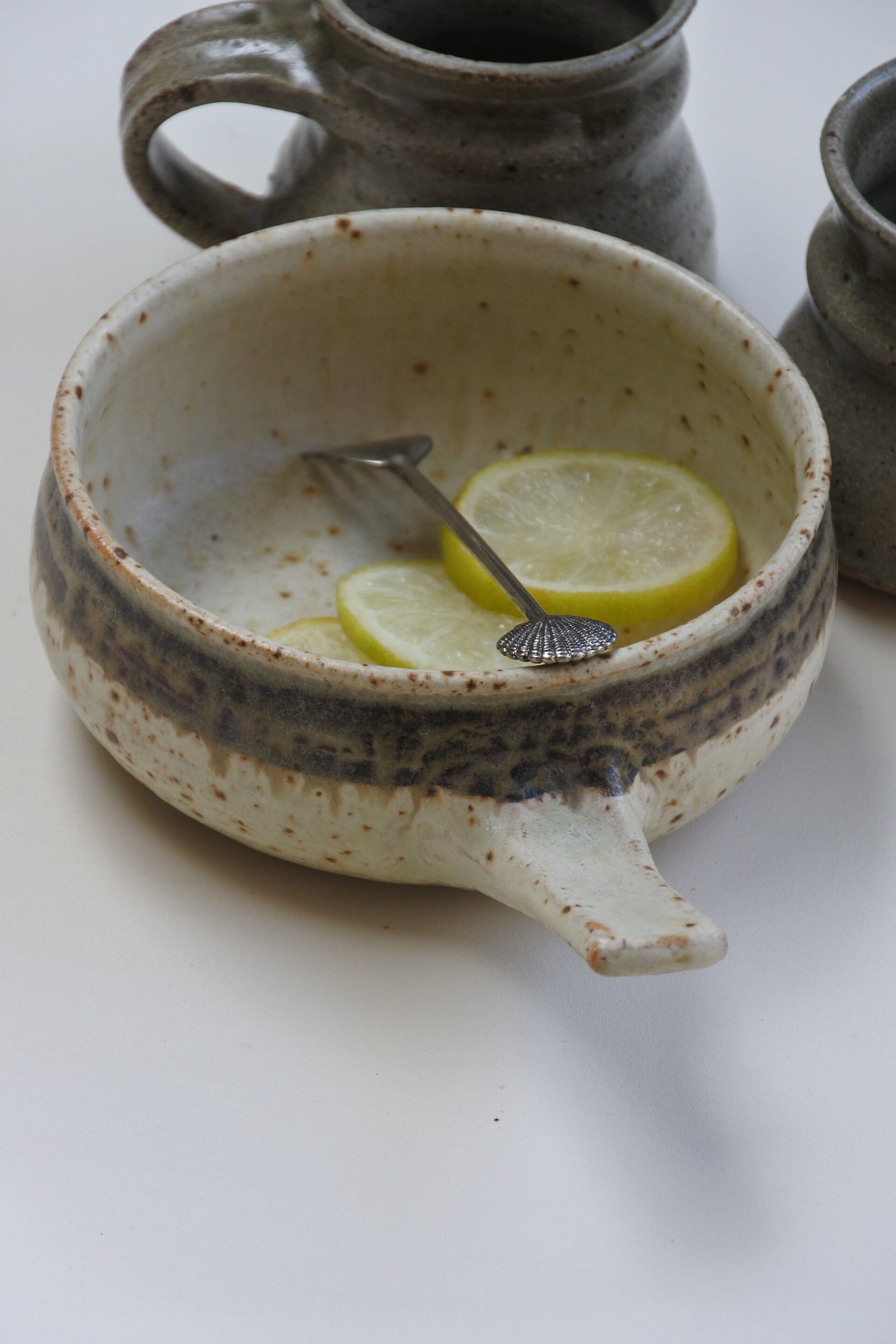 Vintage studio pottery steengoed schaaltje