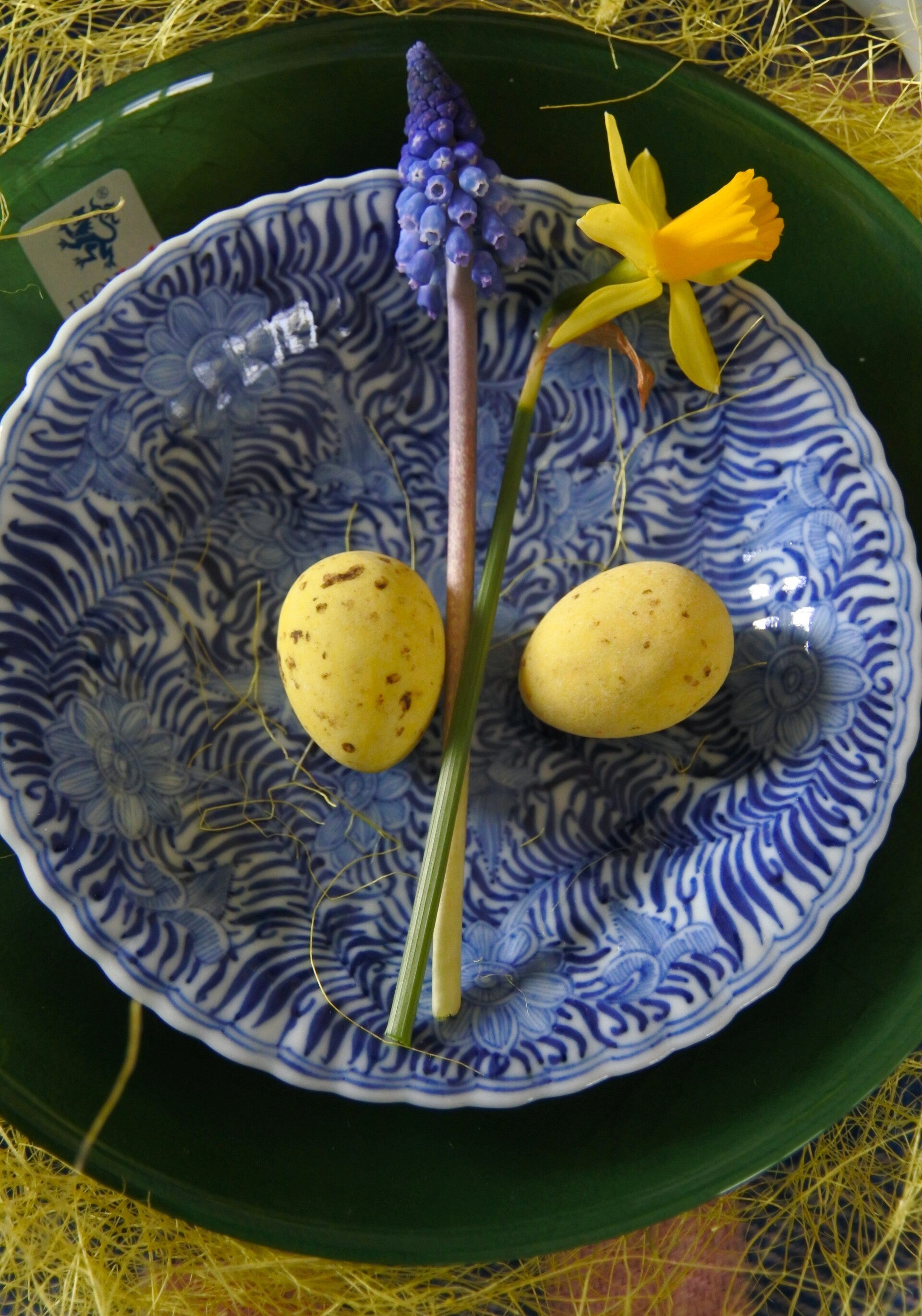 Vintage set hele oude Japanse bordjes van porselein 4-delig