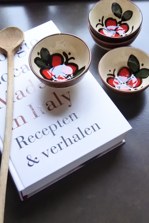 Vintage Zell am Harmersbach schaaltjes Dunja van George Schmider 4 stuks