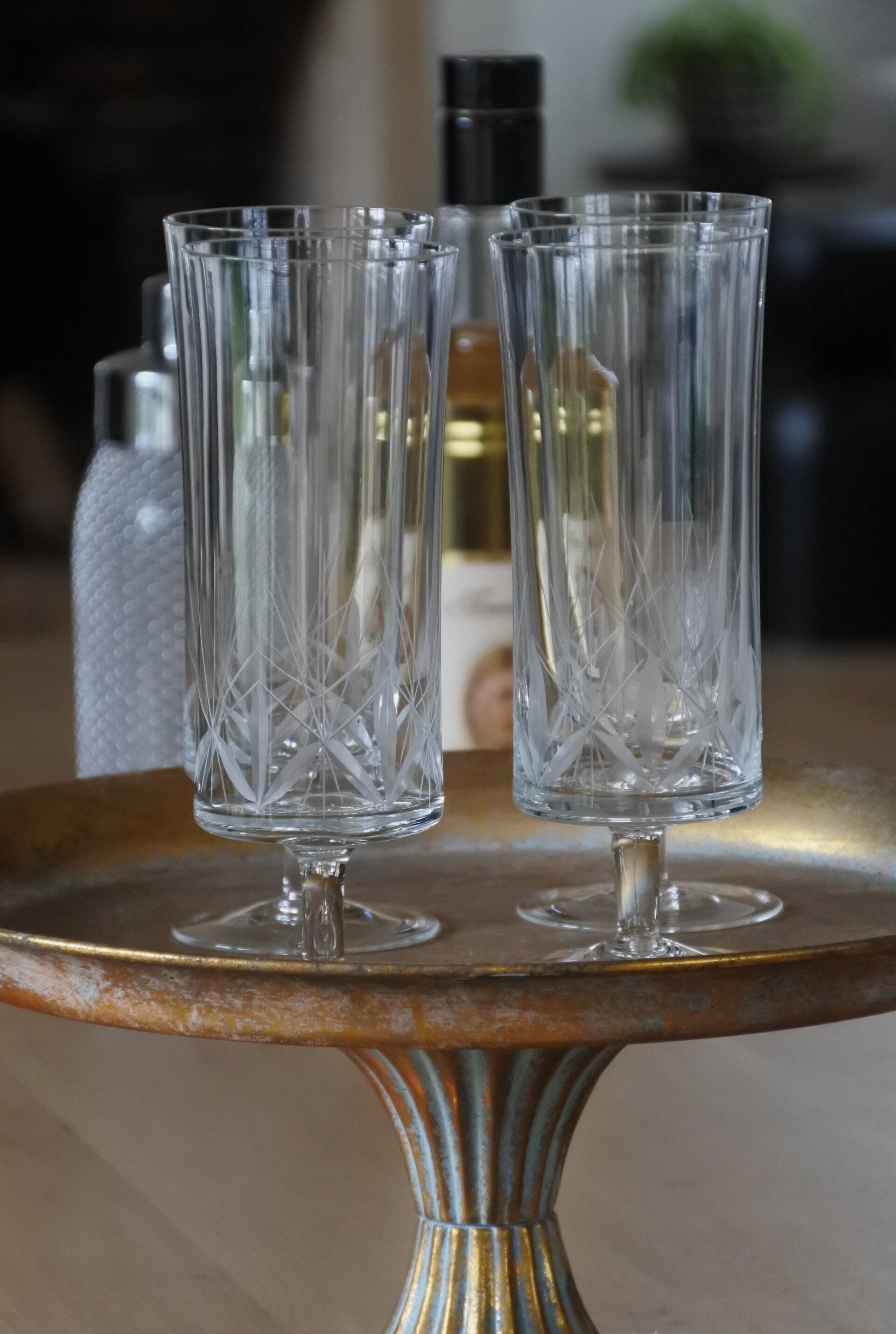 Vintage set van 4 gegraveerde champagne / water / cocktail glazen