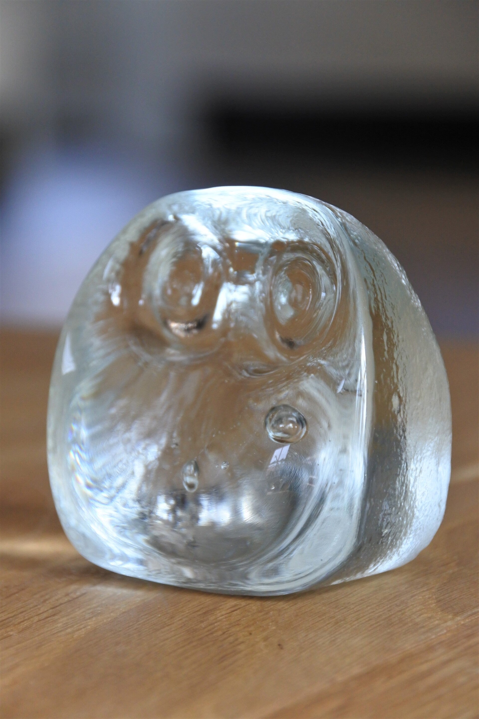 Vintage presse papier uil van Scandinavisch glas