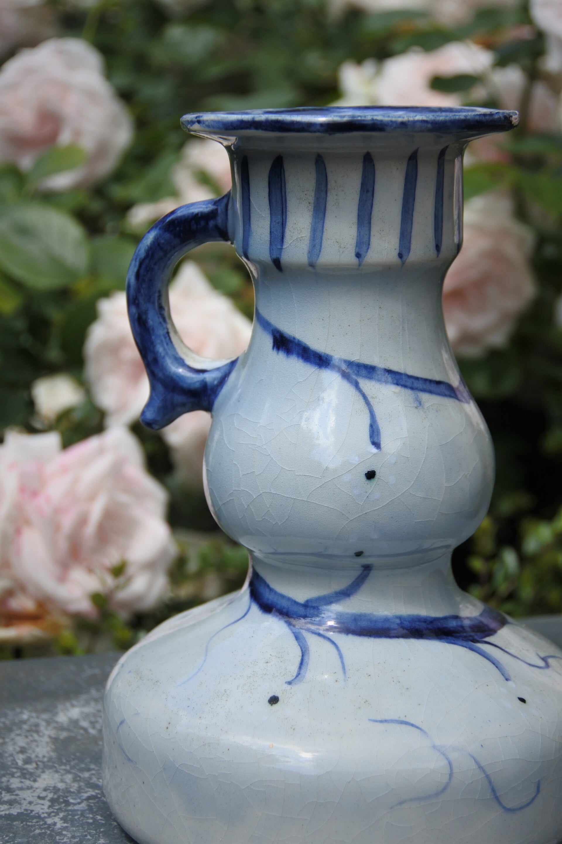 Vintage vaas met prachtige tekening