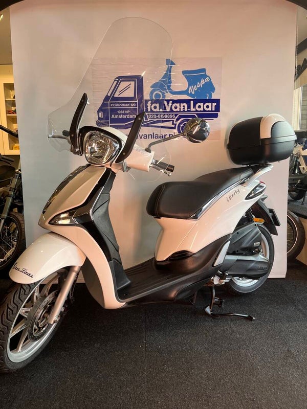 Piaggio Libberty 50 wit