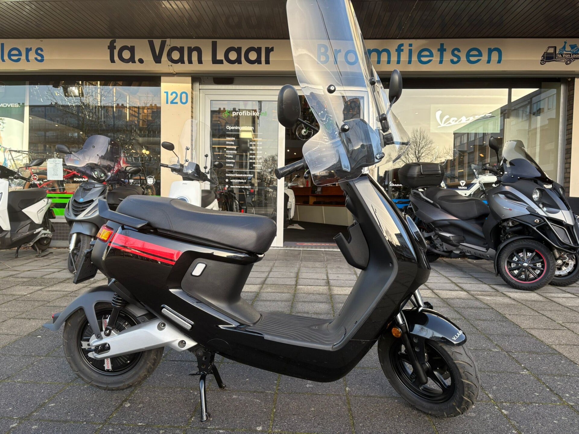 Niu M+ Zwart extended range 45km