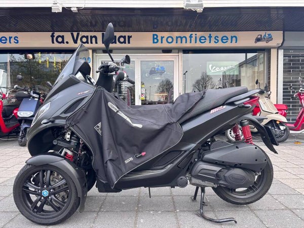 Piaggio MP3 300 HPE Zwart incl. sport uitlaat