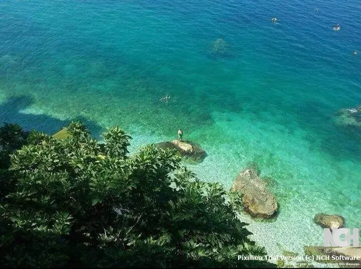 himara-beach-stef-stam-nerantzis-standard.webp