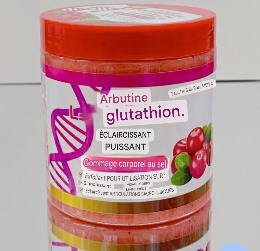Gommage puissant à l'Arbutine Glutathion Eclaircissant pour visage et corps.