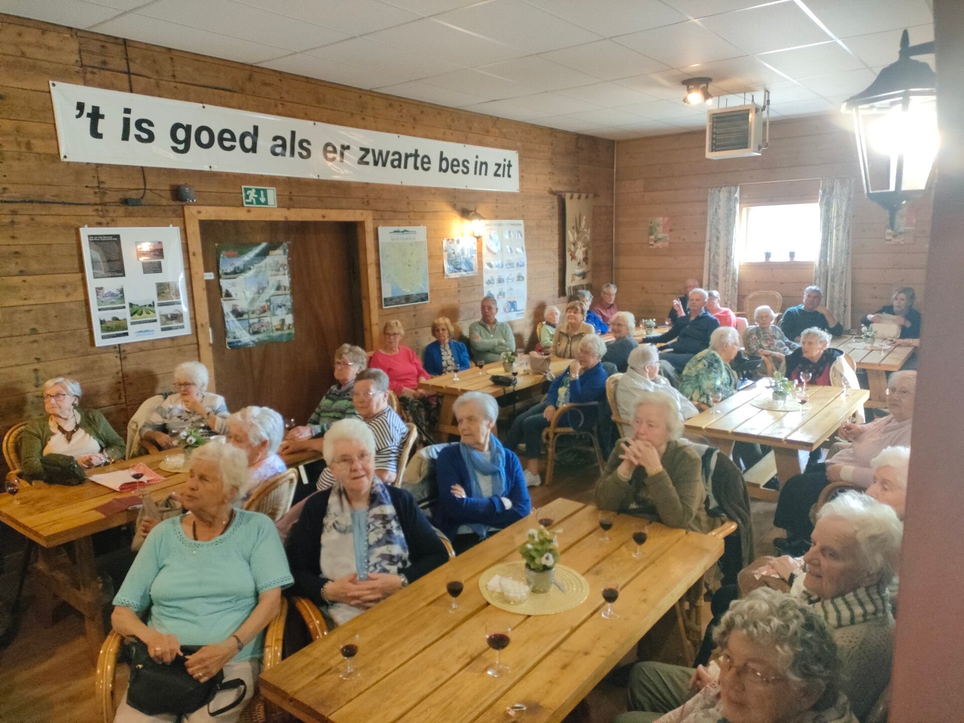 zwartebessen wijn