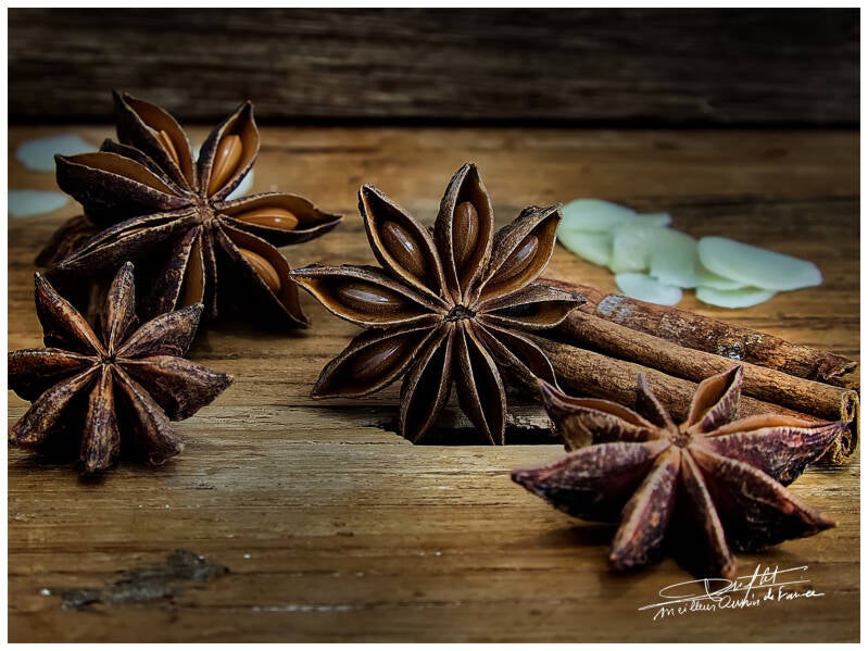 06-anis-toil-e-standard-0rha0c.jpg