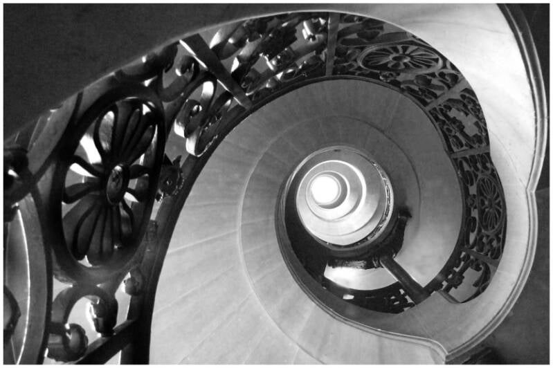 escalier-versaille-2-standard-875wuq.jpg