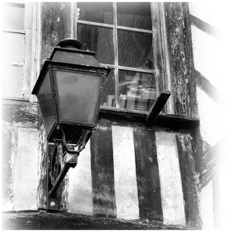la-vielle-lanterne-standard.jpg
