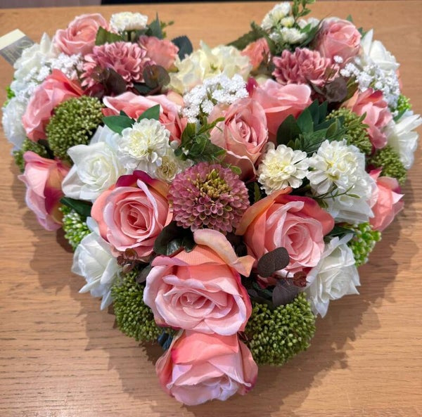 nr 307. gesloten hart 40 cm classic, roze