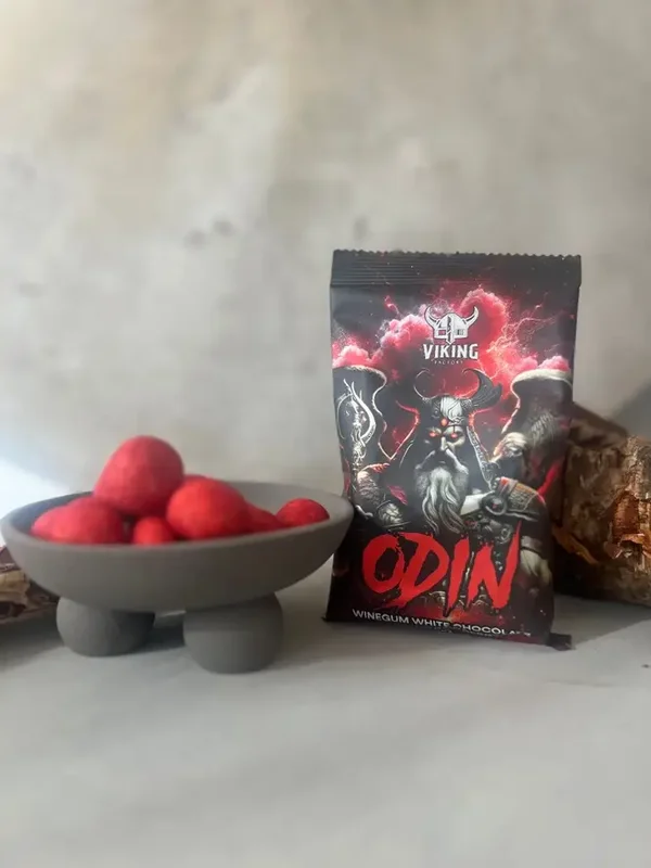 Odin Winegum white chocolate chili & Strawberry