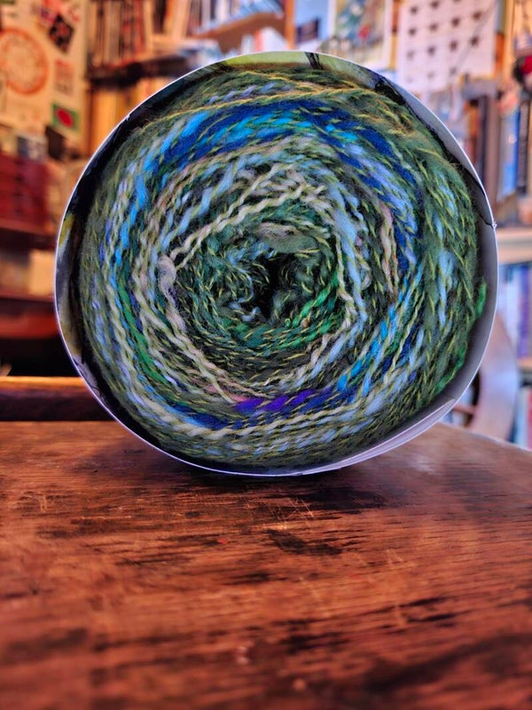 Nobbles & Slubs Handspun Yarn. Pembrokeshire Coast. Fingering Weight. 400mtrs