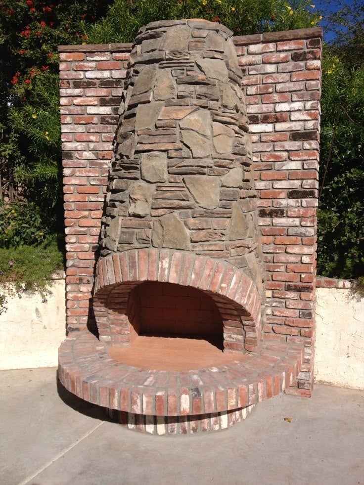 Nuraghe Oven Outdoor