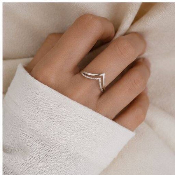 Silver Arrow Ring